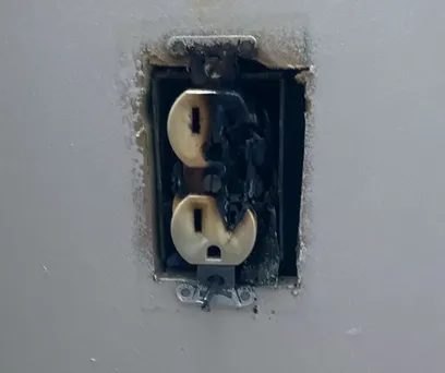  a burnt aluminum wire pig tail